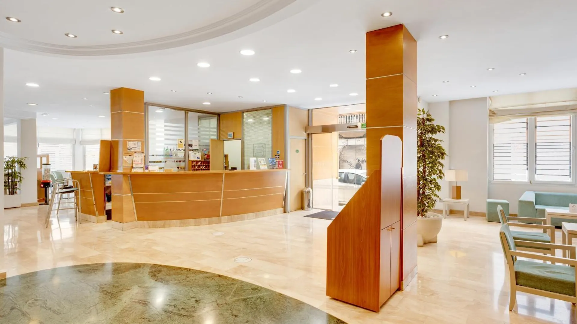 Abelux Hotel Palma de Mallorca 2*,